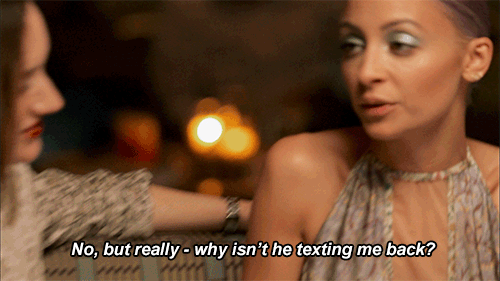 texting-mistakes-dating.gif